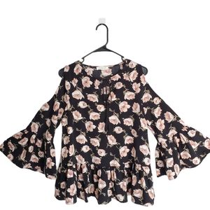 Sugar Lips Bell Wide Sleeve with Opening at the Shoulders Boho Tops size…